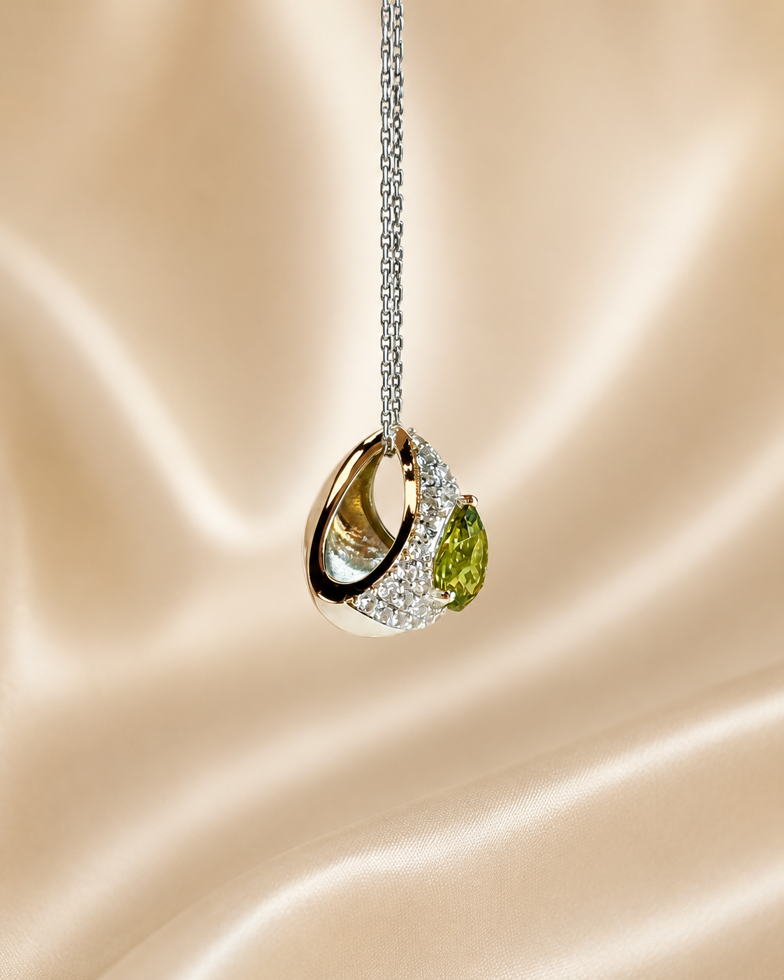 Art Deco Peridot & White Zircon Drop Pendant